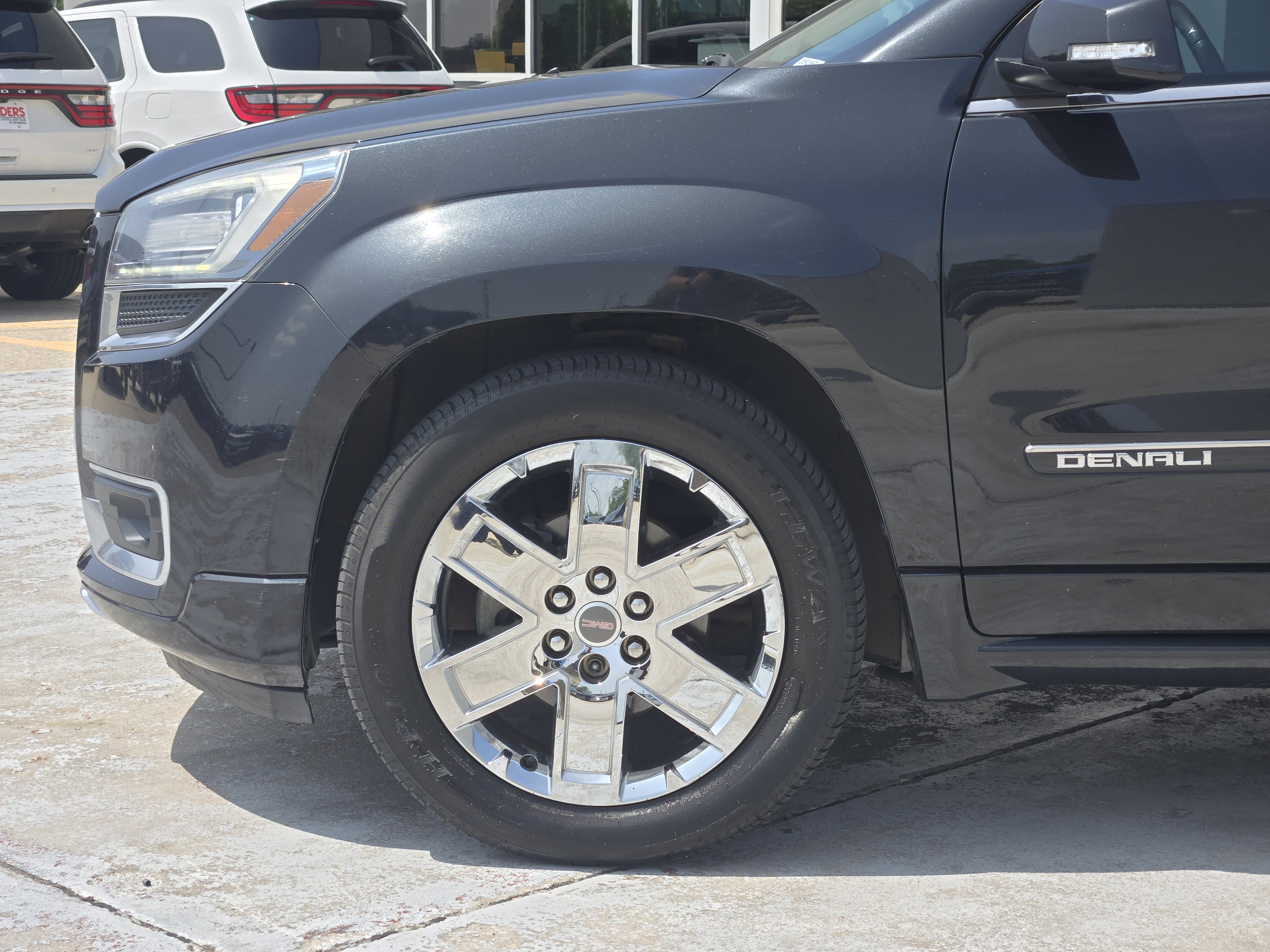 Used 2014 GMC Acadia Denali AWD/4WD image 8