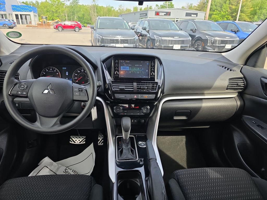 Used 2024 Mitsubishi Eclipse Cross ES AWD/4WD image 12