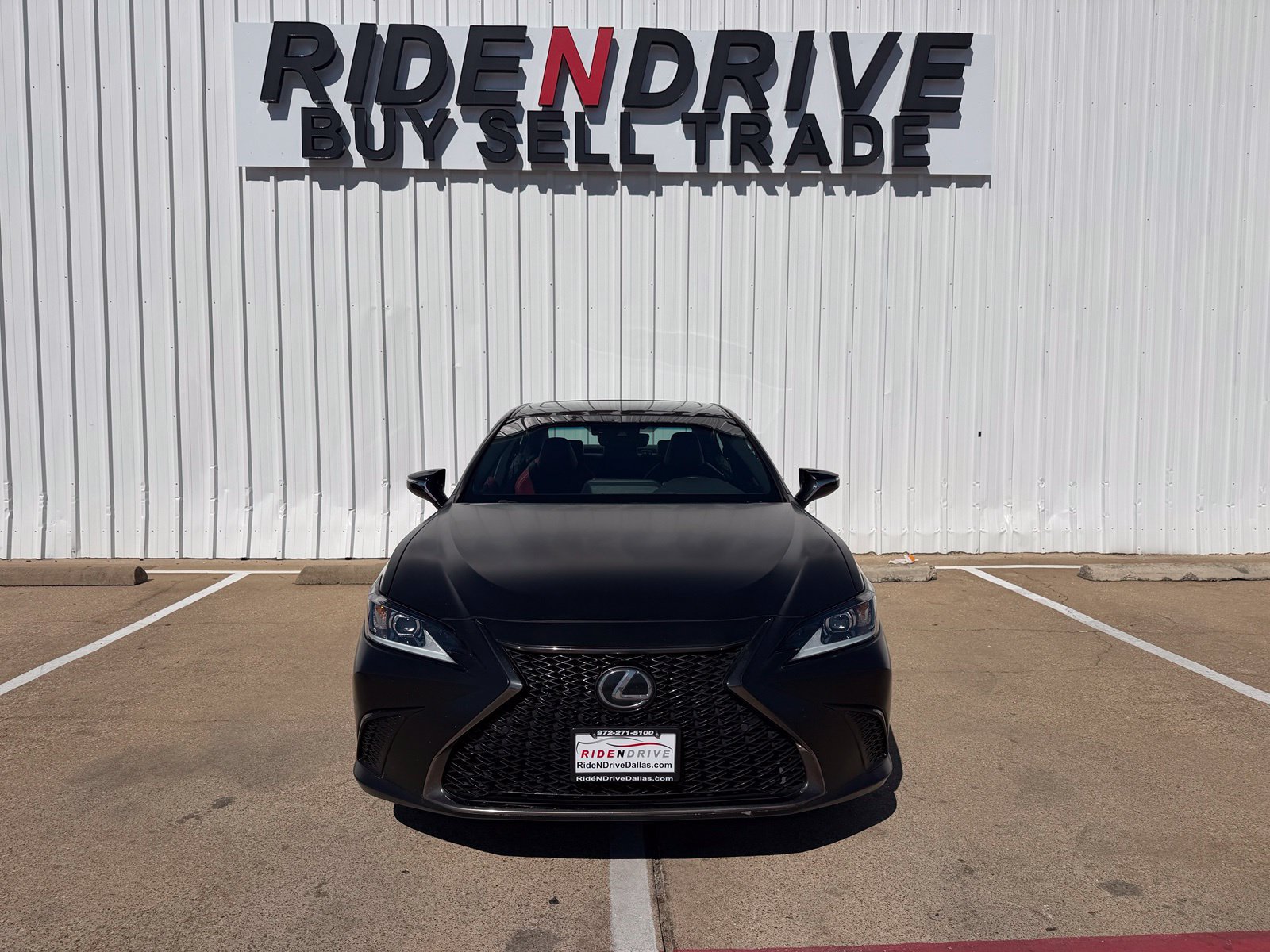 Used 2022 Lexus ES 350 F Sport w/ Accessory Package 2 FWD image 11