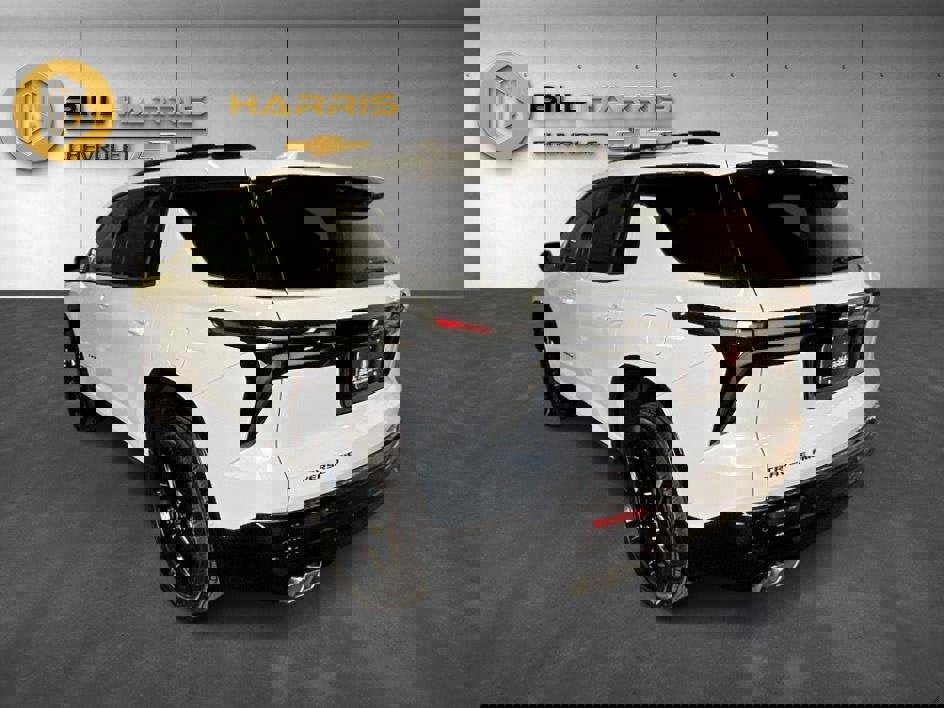 New 2026 Chevrolet Traverse RS w/ LPO, Floor Liner Package image 7