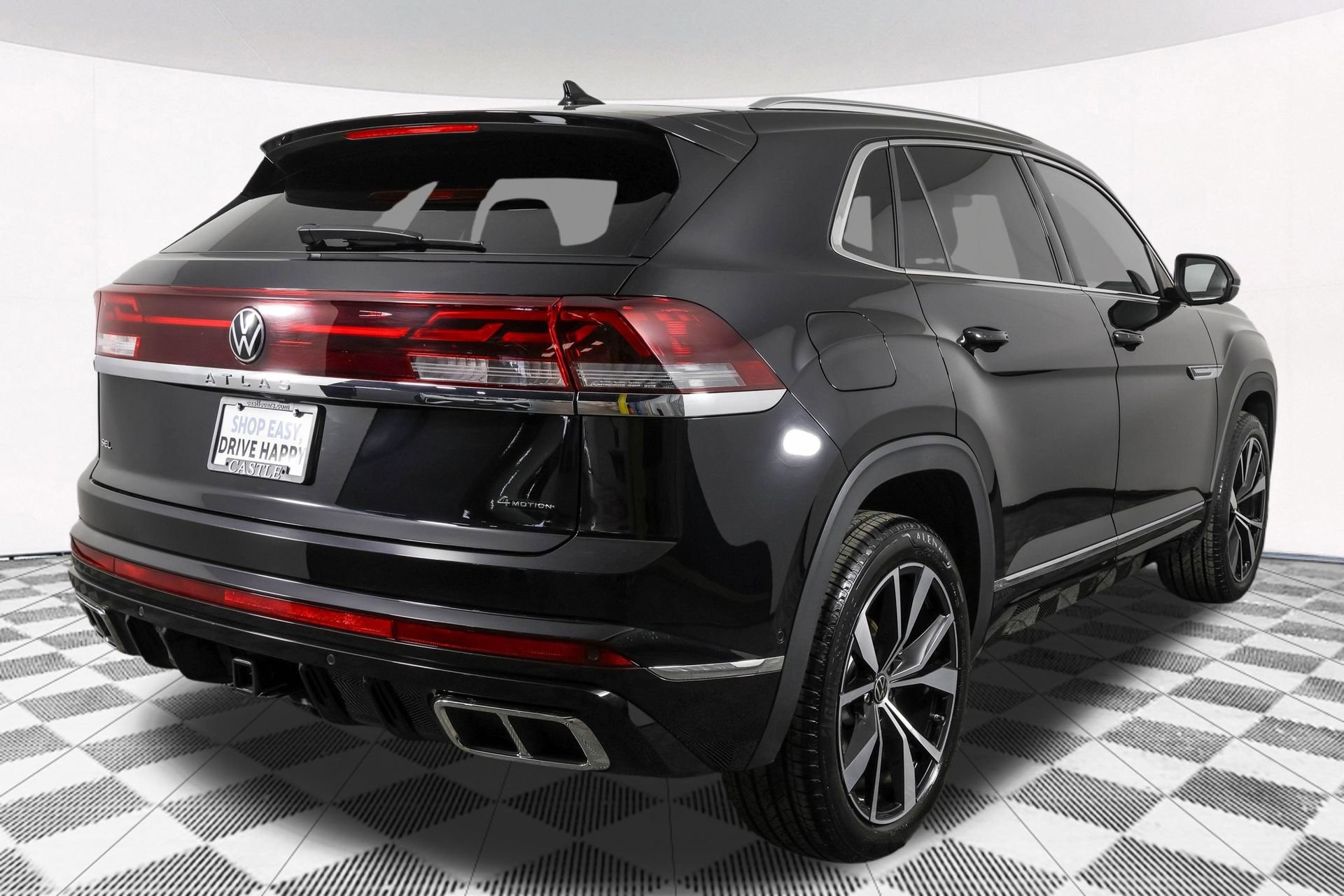 Used 2025 Volkswagen Atlas Cross Sport SEL Premium R-Line AWD/4WD image 19