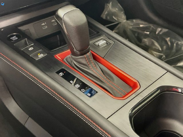 New 2027 Nissan Kicks SR FWD image 12