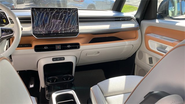 New 2025 Volkswagen ID. Buzz 1st Edition image 10