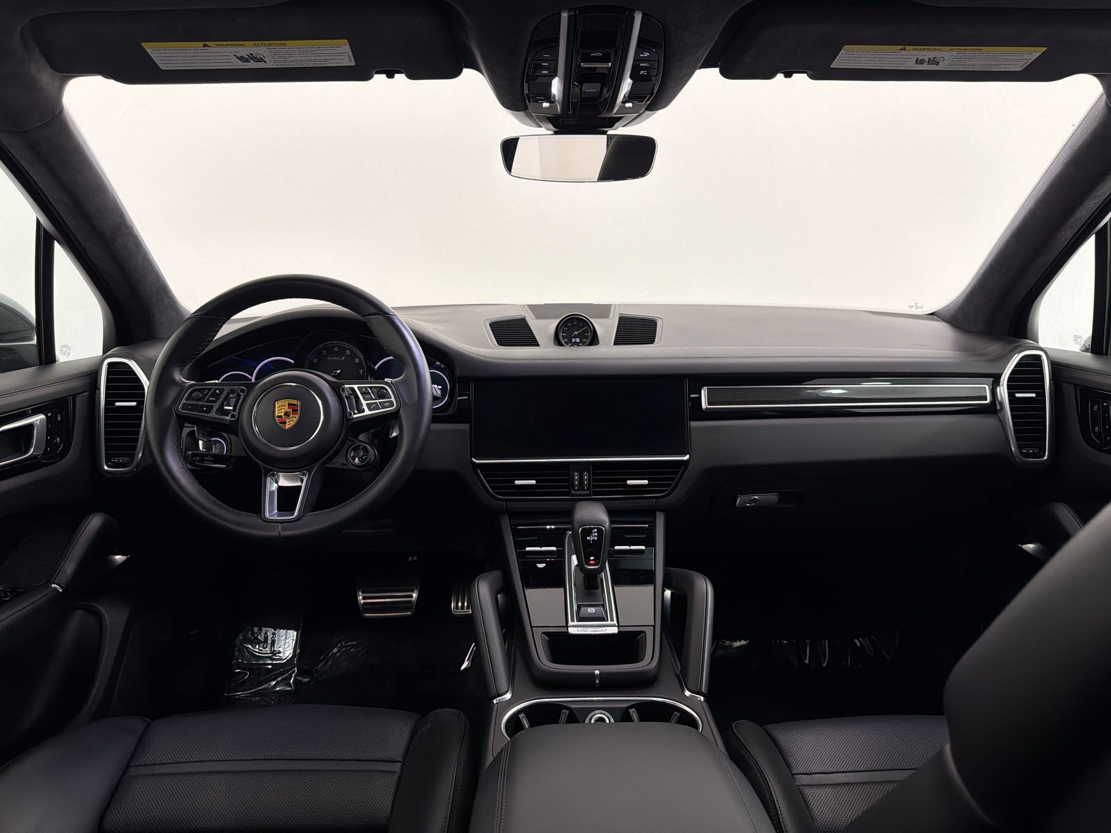 Used 2020 Porsche Cayenne Turbo S AWD/4WD image 16