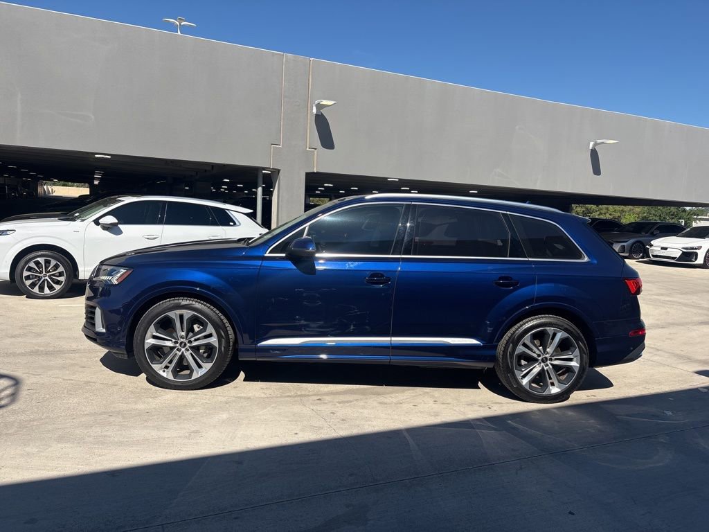 Used 2022 Audi Q7 3.0T Prestige image 9