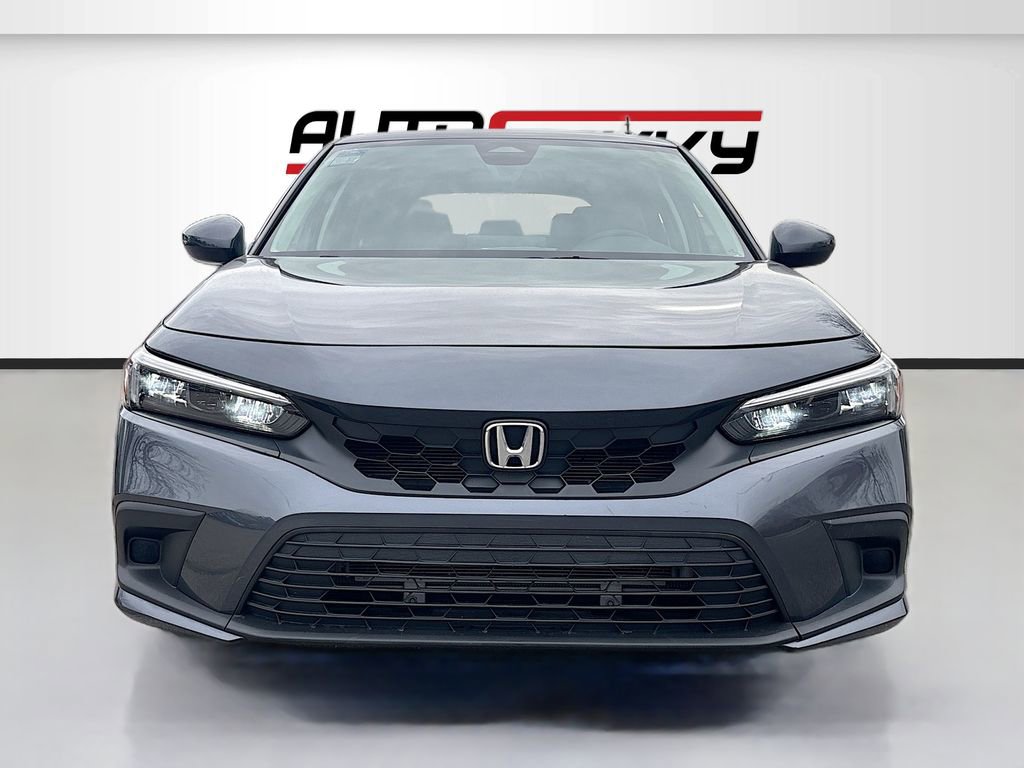 Used 2023 Honda Civic LX image 2