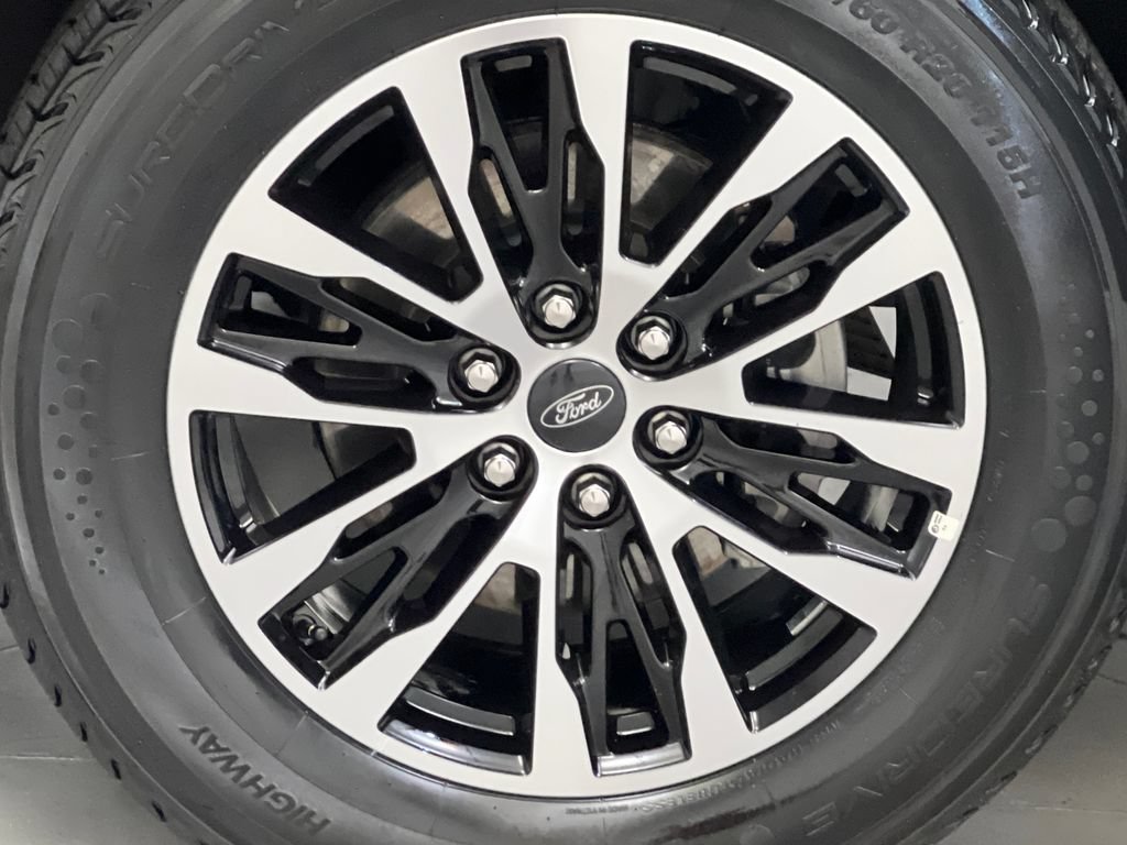 Used 2025 Ford Expedition Max Platinum AWD/4WD image 83