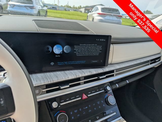 Used 2024 Hyundai Santa Fe Calligraphy AWD/4WD image 20