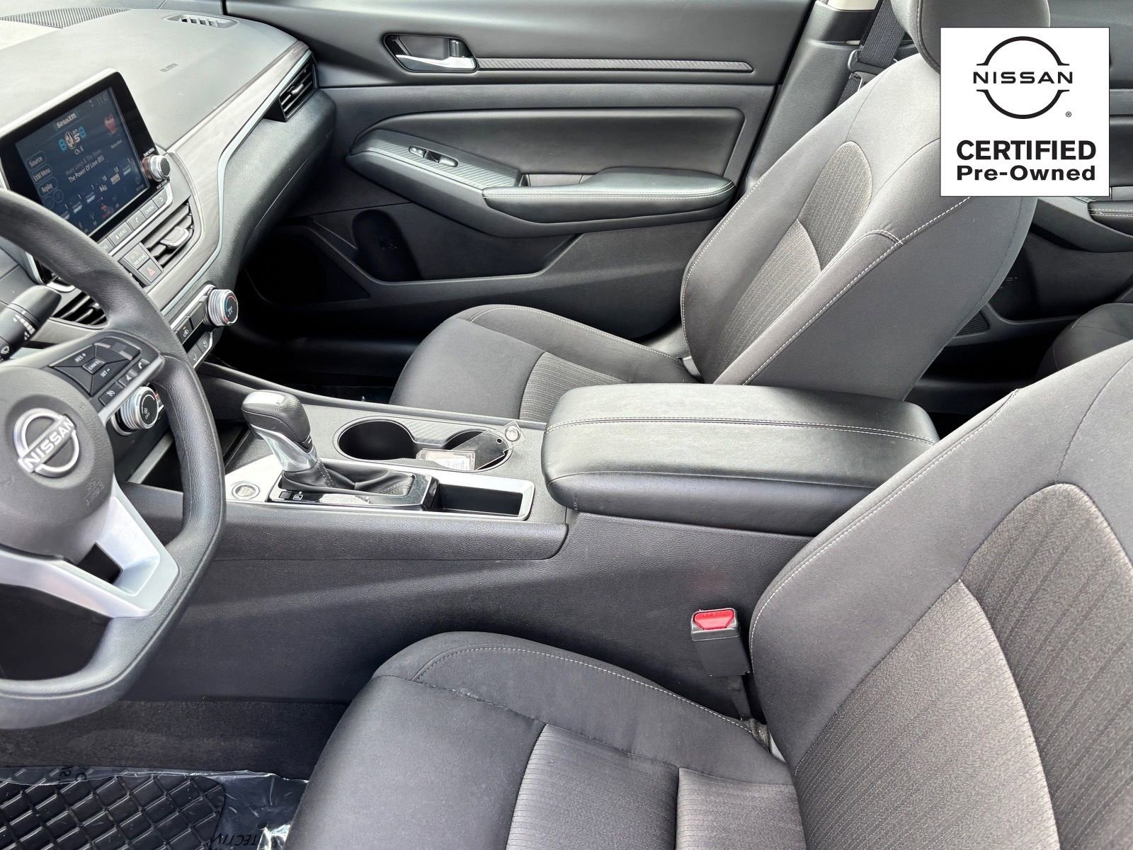 Certified 2025 Nissan Altima 2.5 SV FWD image 17