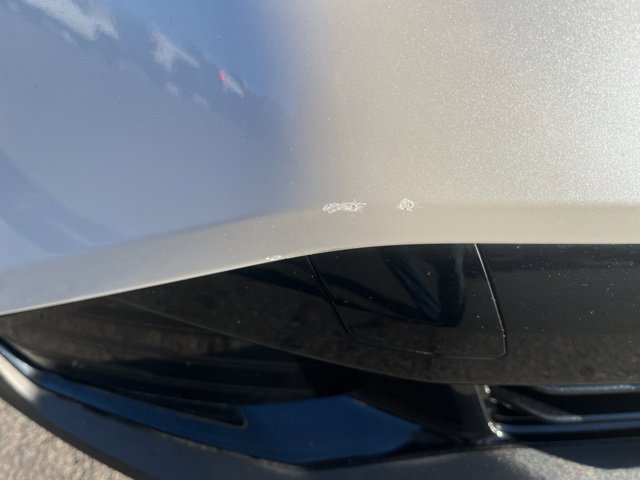 Used 2024 Cadillac XT4 Premium Luxury image 2