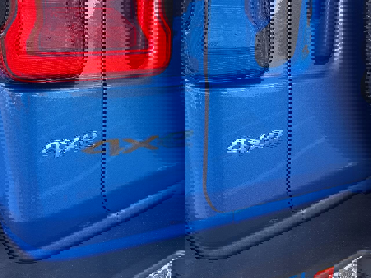 Used 2021 Jeep Wrangler Unlimited Sahara w/ Cold Weather Group image 30