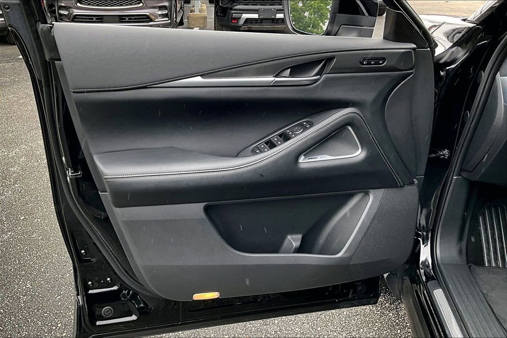 Certified 2025 INFINITI QX60 Luxe image 24