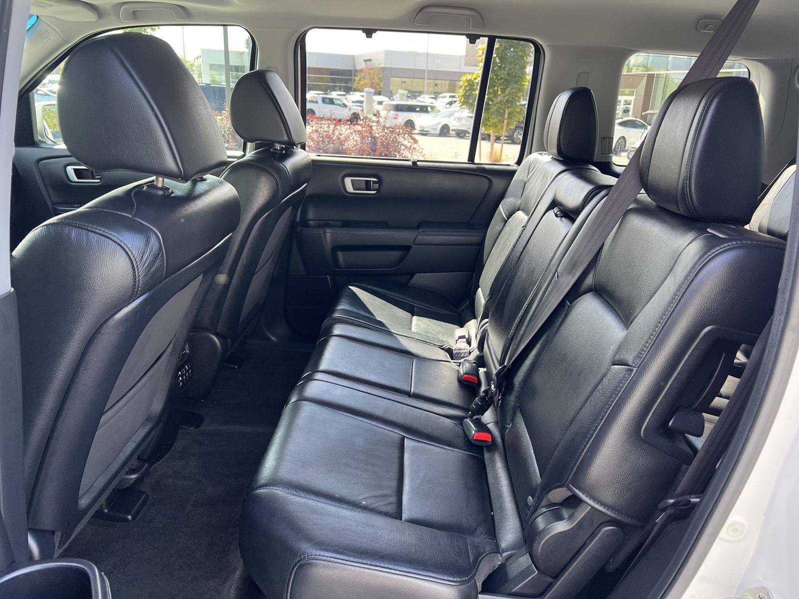 Used 2013 Honda Pilot Touring image 28