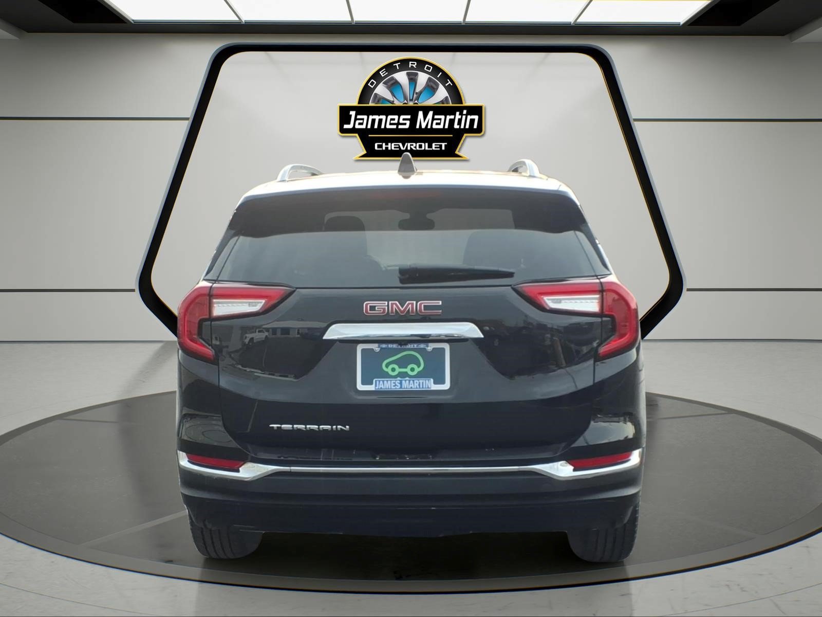 Certified 2023 GMC Terrain SLT w/ LPO, Floor Liner Package FWD image 5