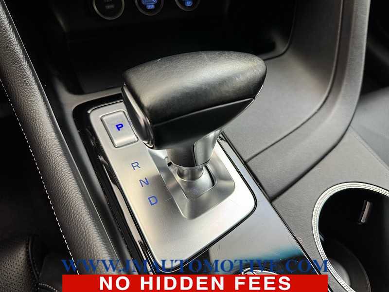 Used 2022 Genesis G70 2.0T image 31