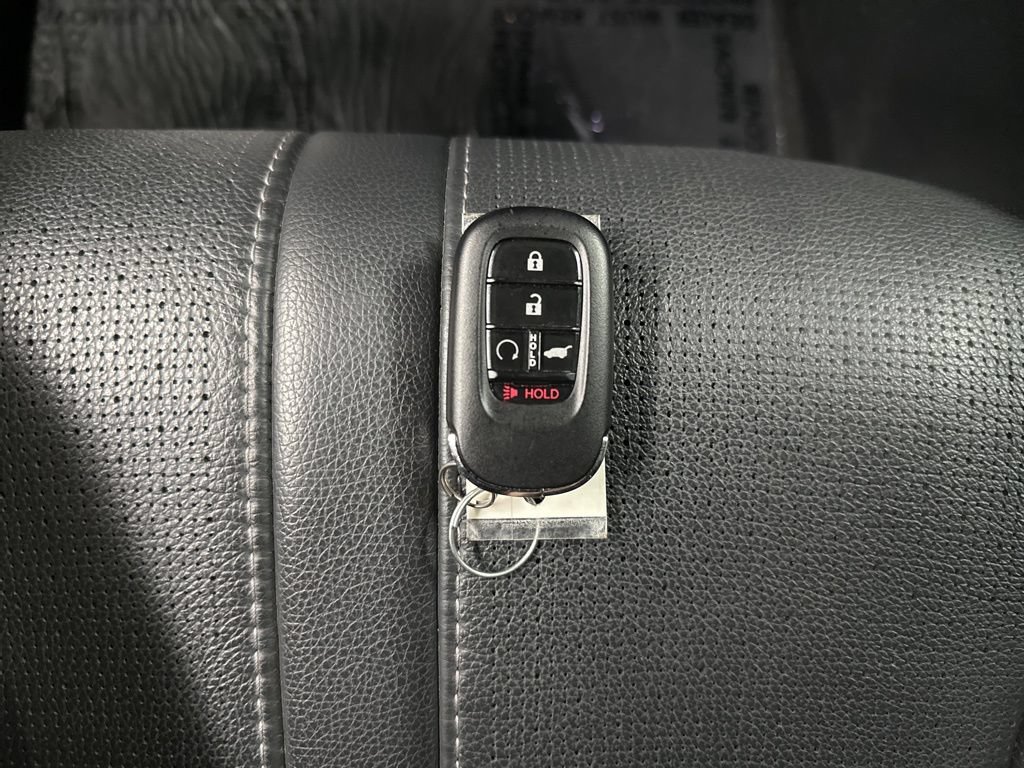 Used 2024 Honda Pilot Elite image 46