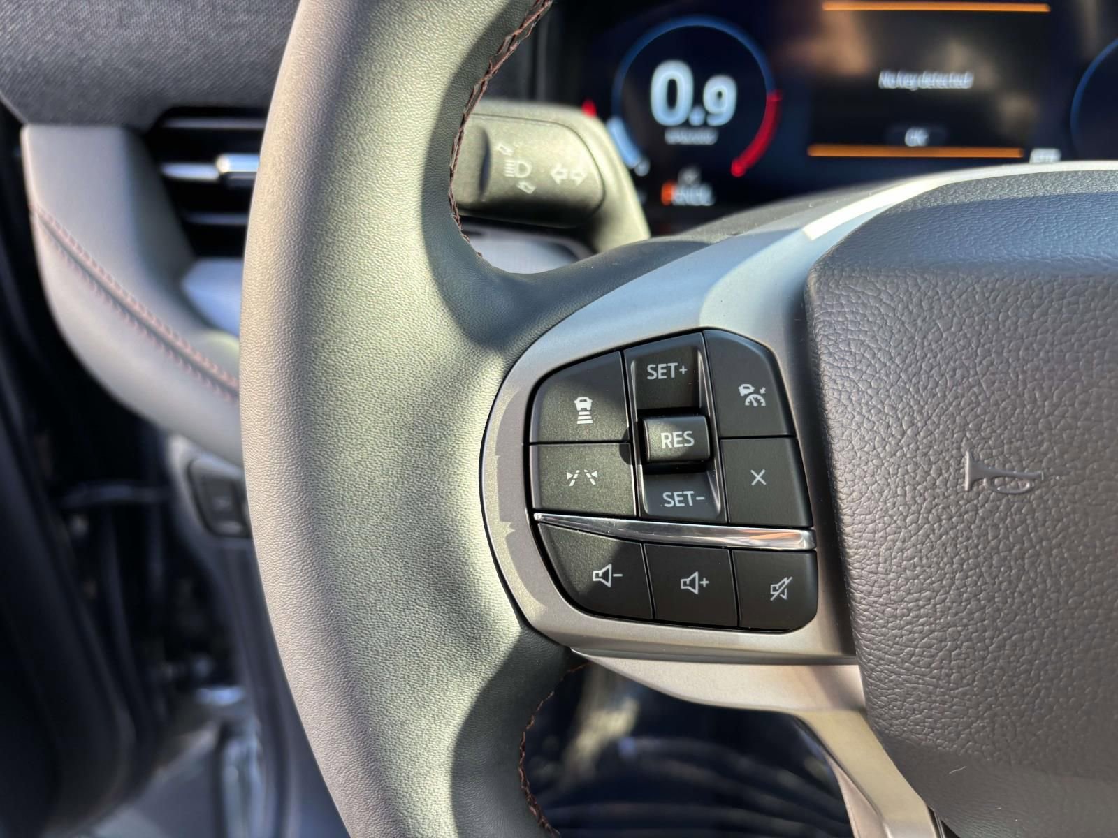 New 2026 Ford Explorer Active image 17