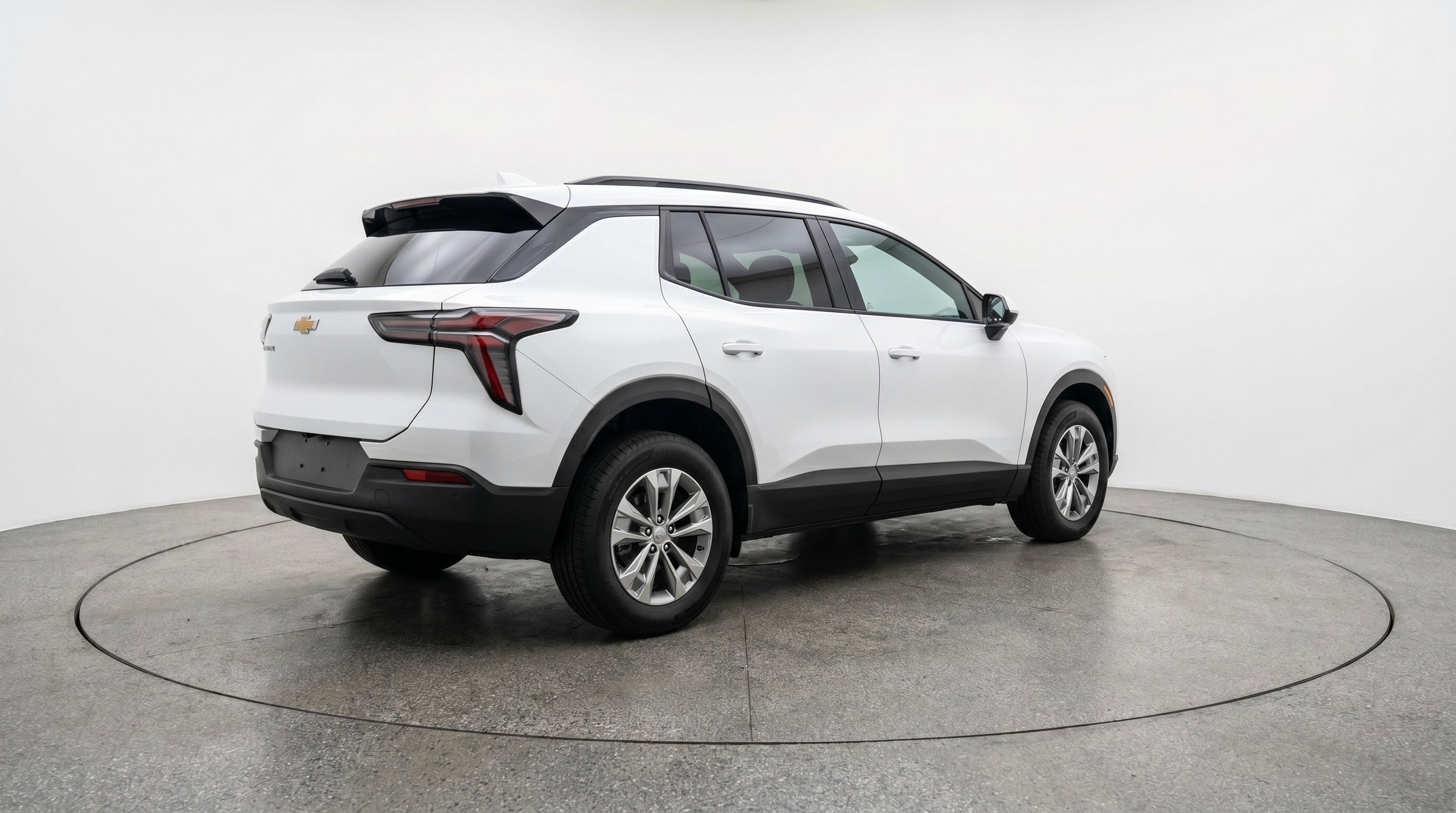 Used 2025 Chevrolet Equinox LT FWD image 9