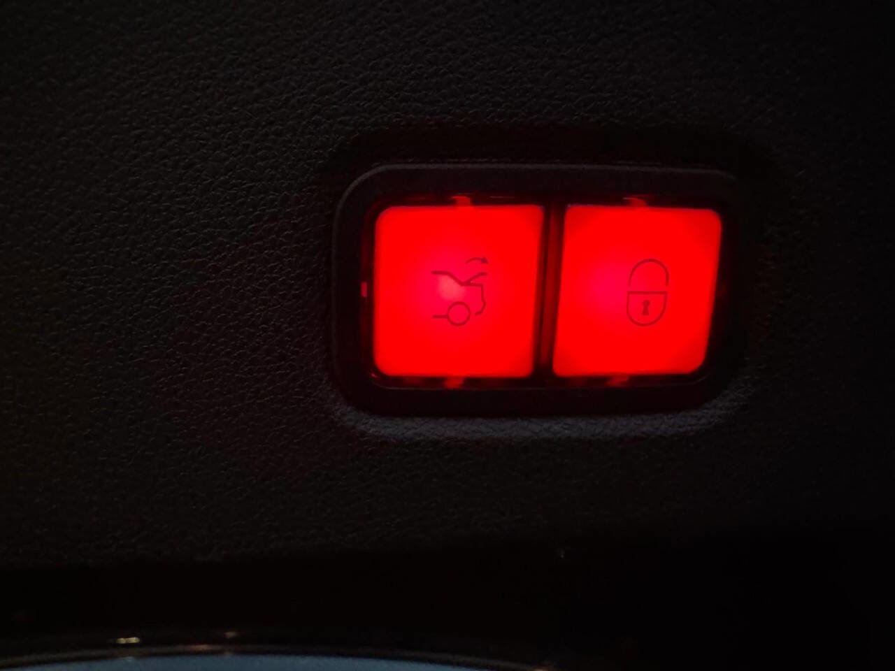 Used 2015 Mercedes-Benz CLS 400 image 40