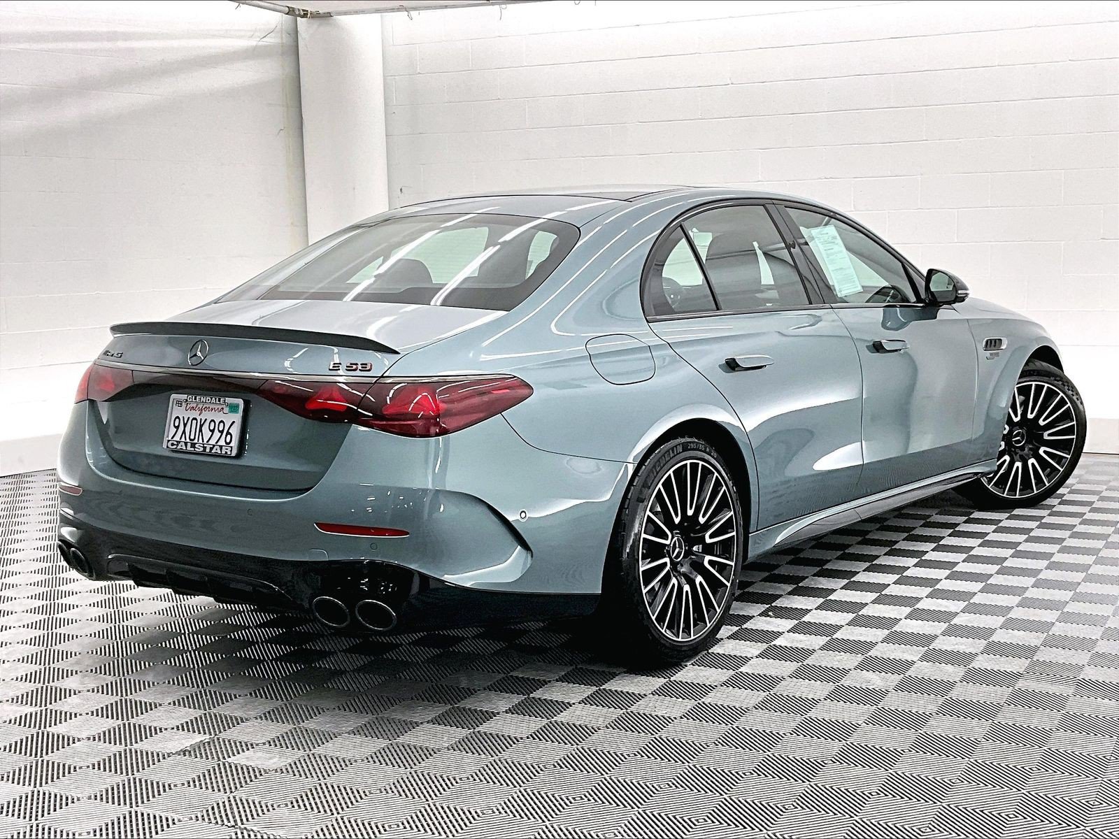 Used 2026 Mercedes-Benz E 53 AMG e 4MATIC Sedan image 11
