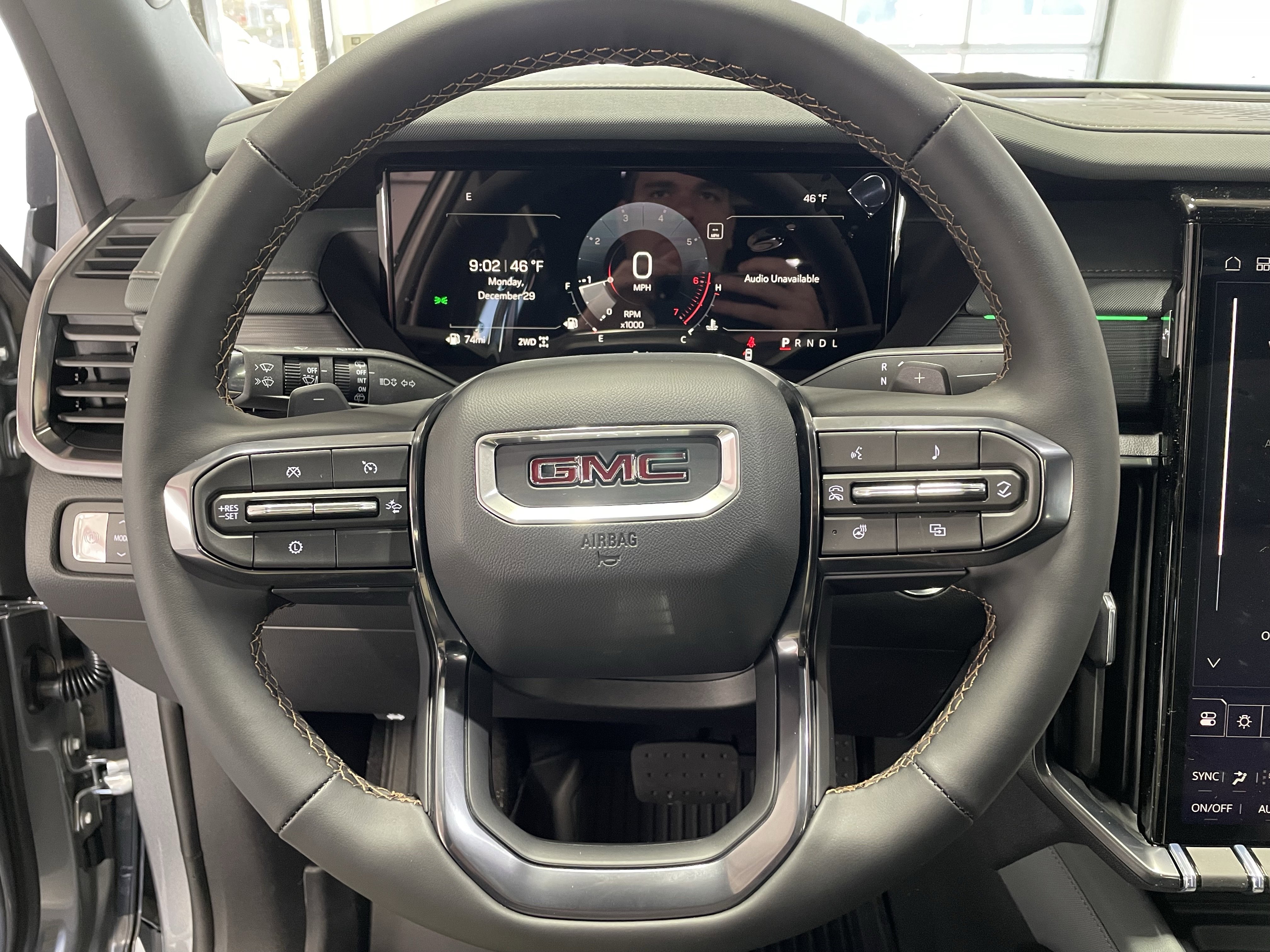 New 2026 GMC Acadia AT4 w/ Luxury Package image 18