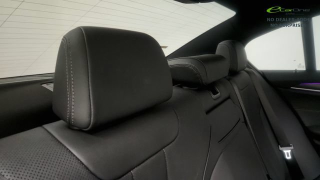 Used 2023 BMW 530i w/ M Sport Package RWD image 39