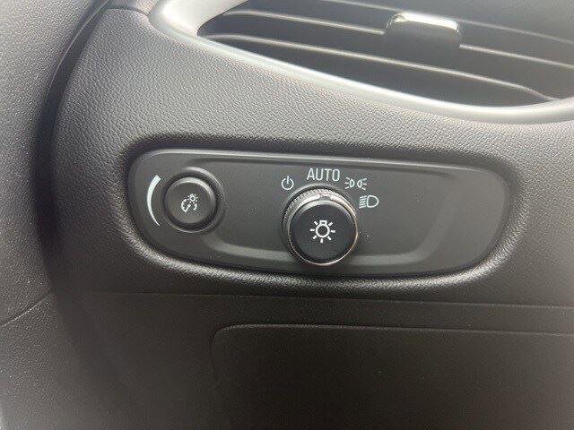 Used 2023 Chevrolet Malibu LT image 13