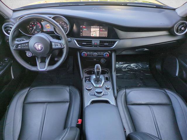 Used 2021 Alfa Romeo Giulia Ti w/ Nero Edizione image 19