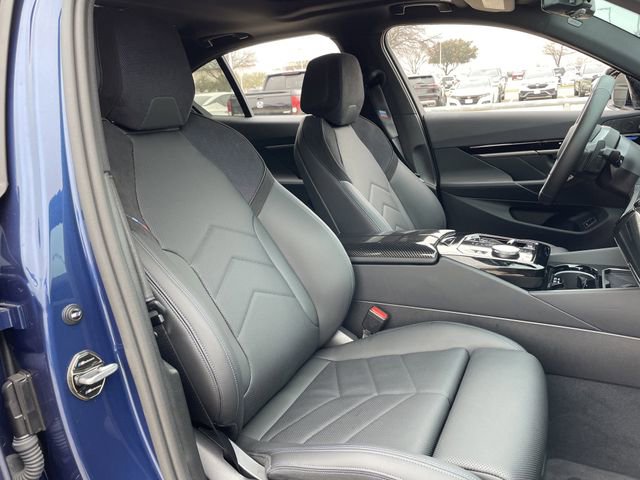 Used 2024 BMW 530i 530i w/ M Sport Package image 27