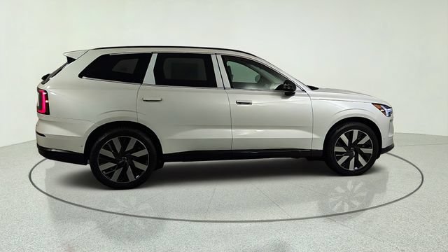 New 2026 Volvo EX90 Plus RWD image 8