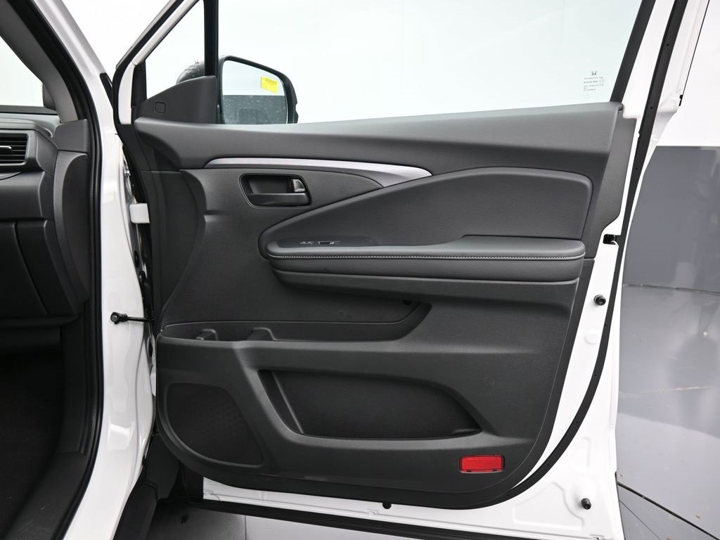 New 2026 Honda Ridgeline Sport image 40