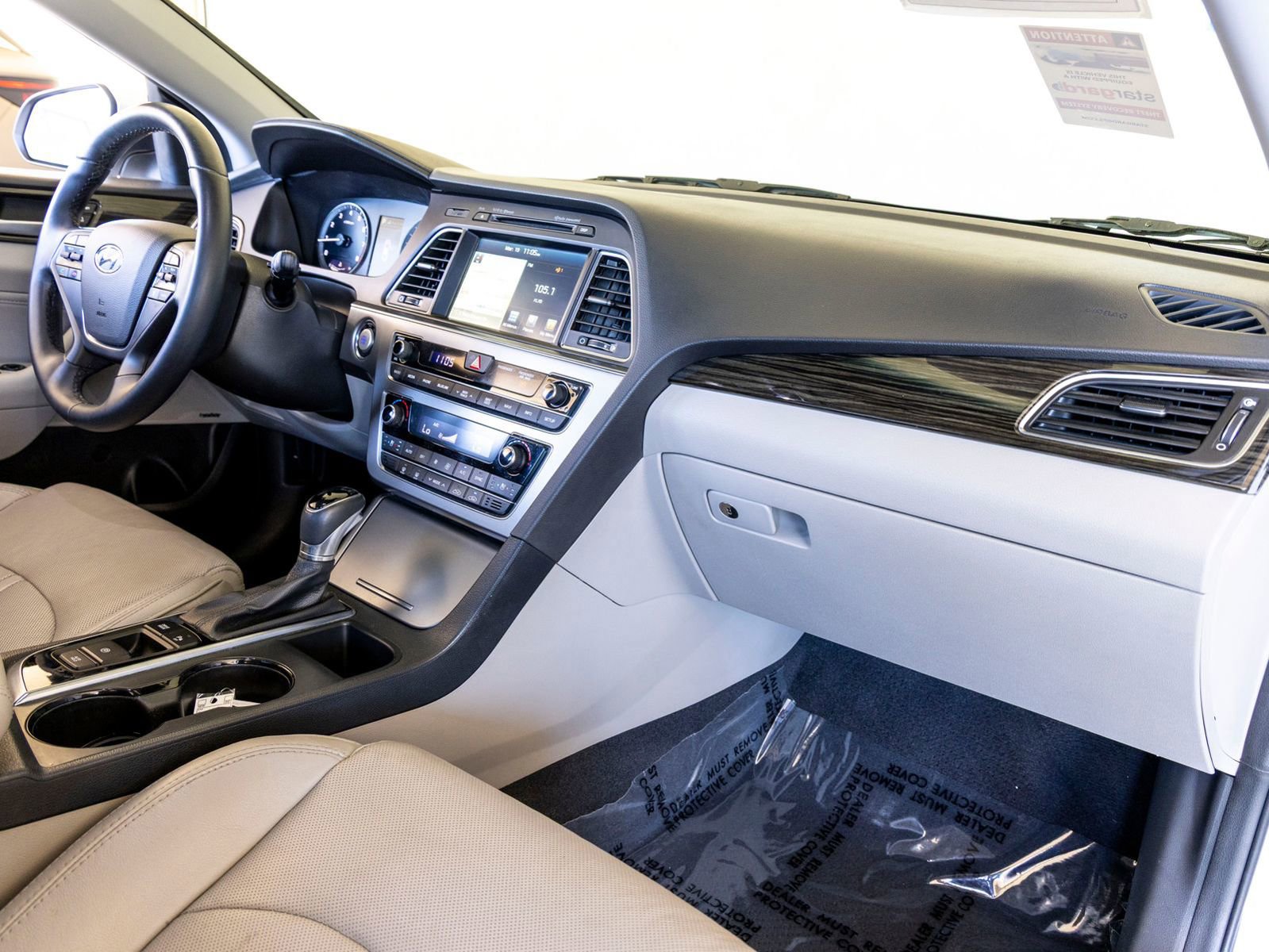 Used 2017 Hyundai Sonata Limited w/ Ultimate Package 04 image 28