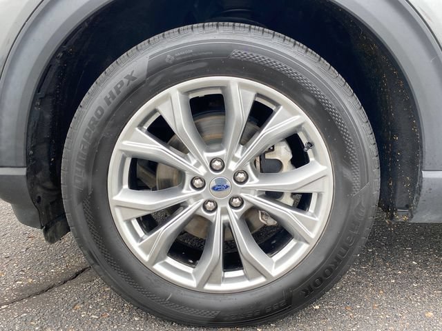 Used 2020 Ford Explorer XLT w/ Equipment Group 202A AWD/4WD image 24