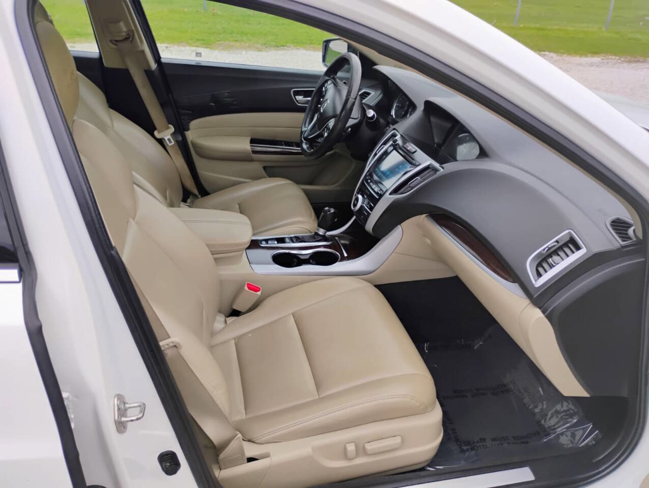 Used 2020 Acura TLX image 16