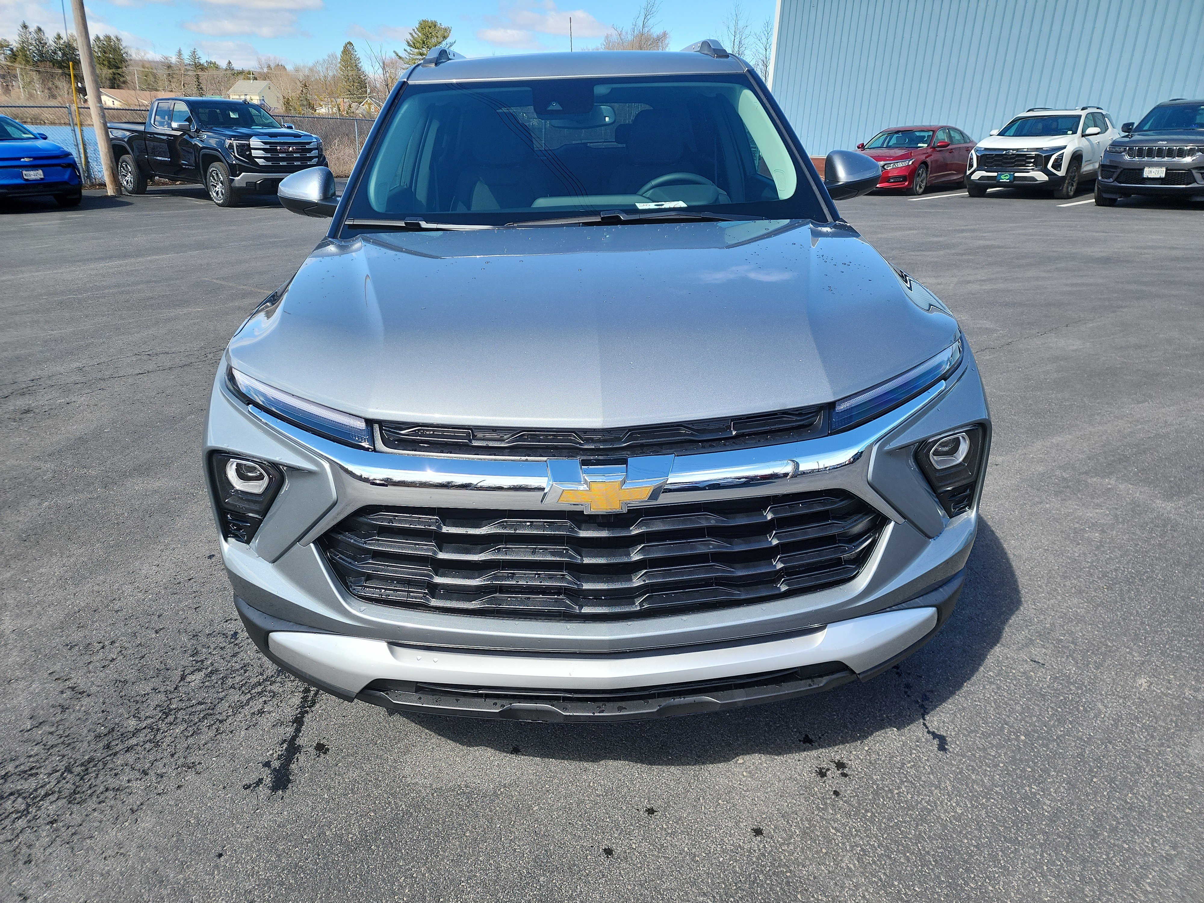 New 2026 Chevrolet TrailBlazer LT AWD/4WD image 3