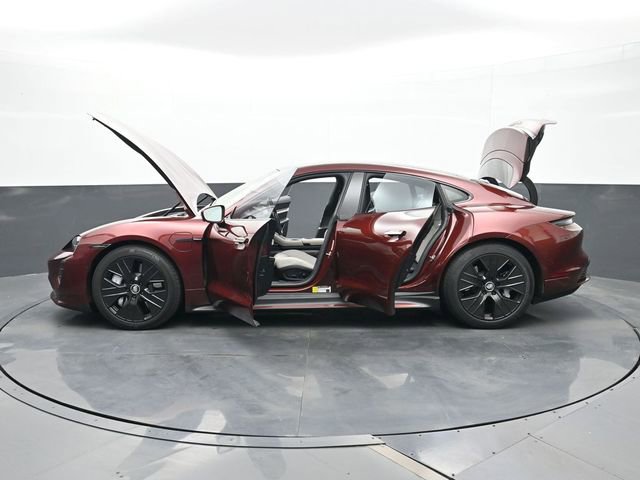 Certified 2021 Porsche Taycan Turbo w/ Sportdesign Package image 29