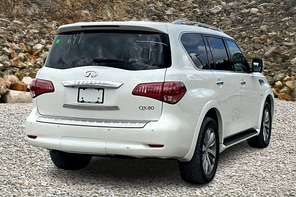 Used 2017 INFINITI QX80 4WD image 2