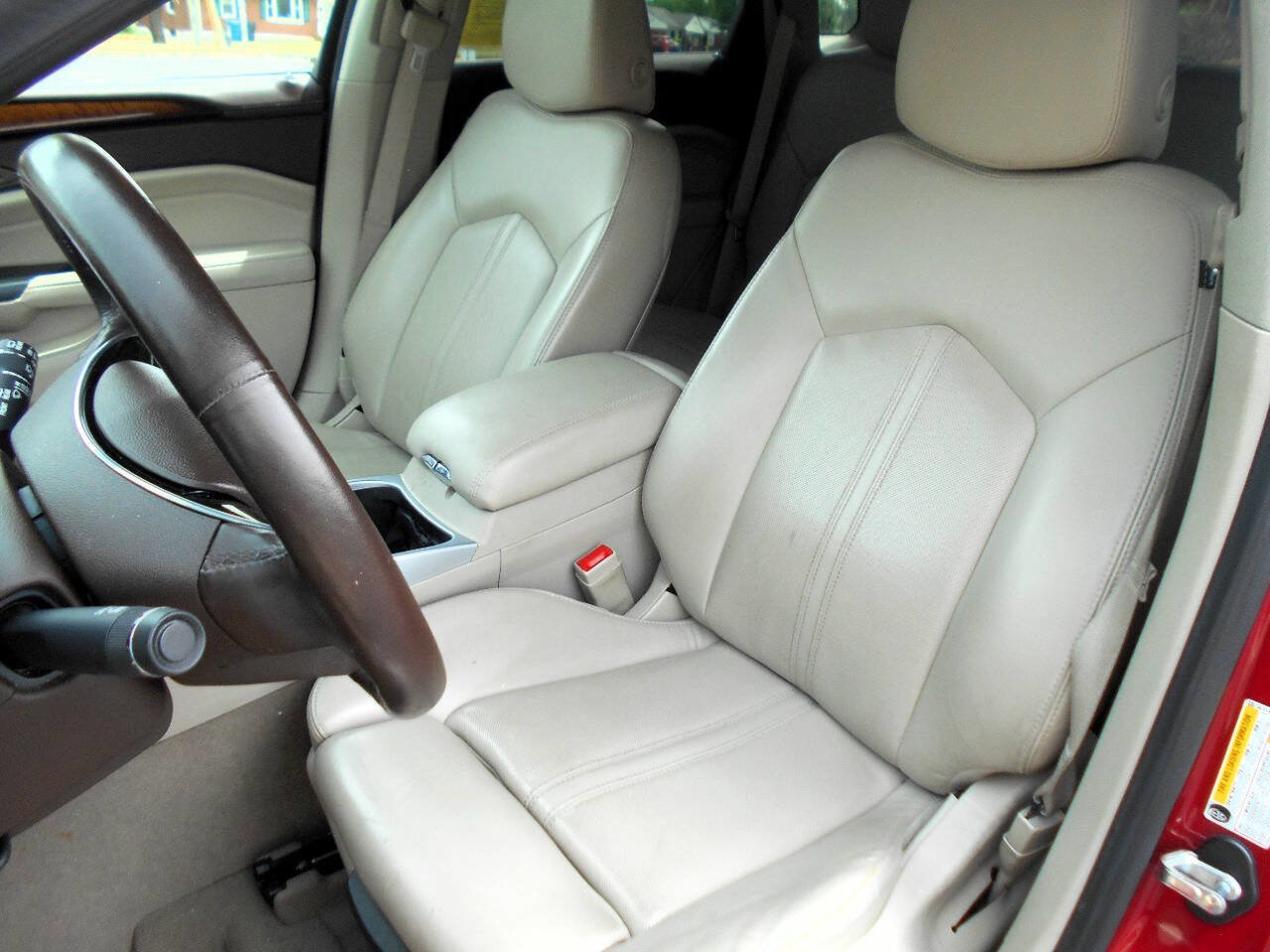 Used 2016 Cadillac SRX Luxury AWD/4WD image 10