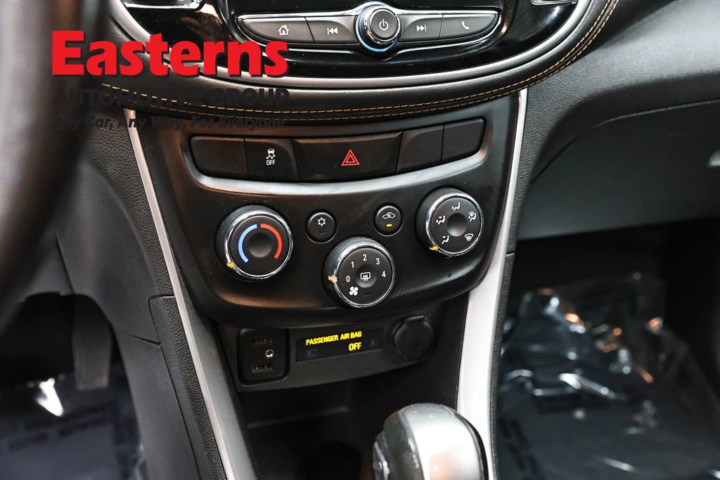 Used 2021 Chevrolet Trax LT w/ Driver Confidence Package image 20