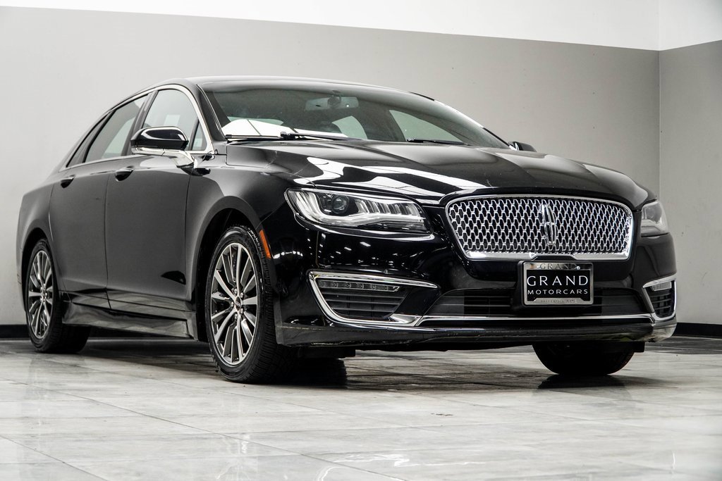 Used 2017 Lincoln MKZ Premiere image 4
