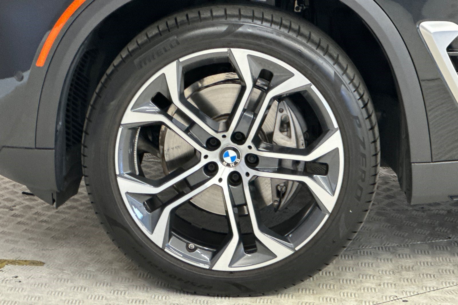 Used 2026 BMW X5 sDrive40i RWD image 12