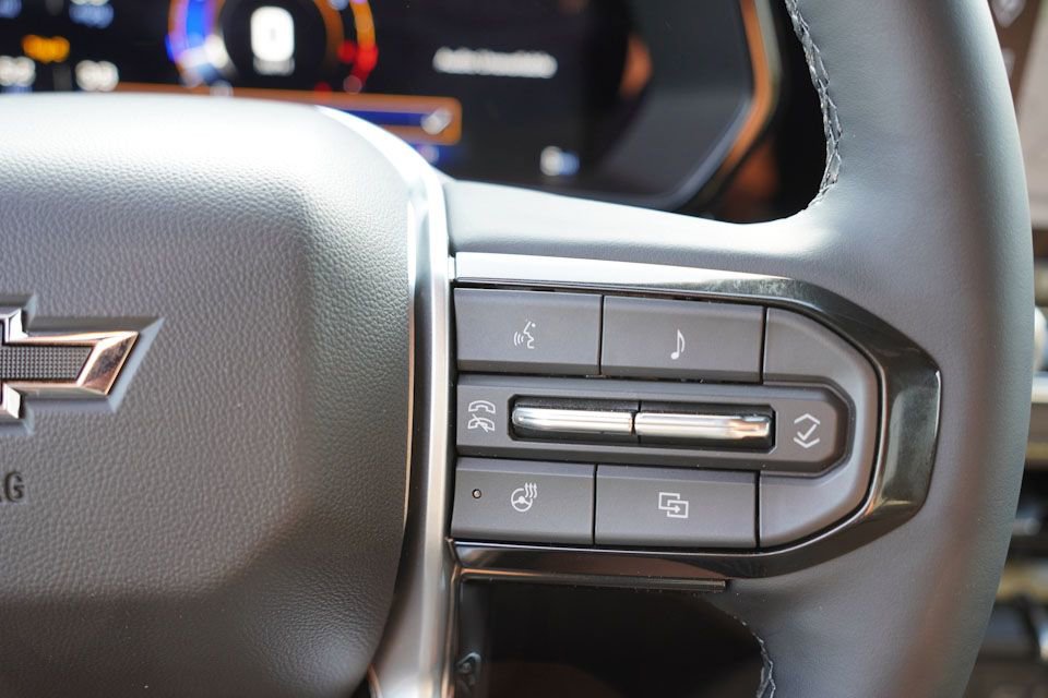 New 2025 Chevrolet Colorado ZR2 w/ Technology Package image 16