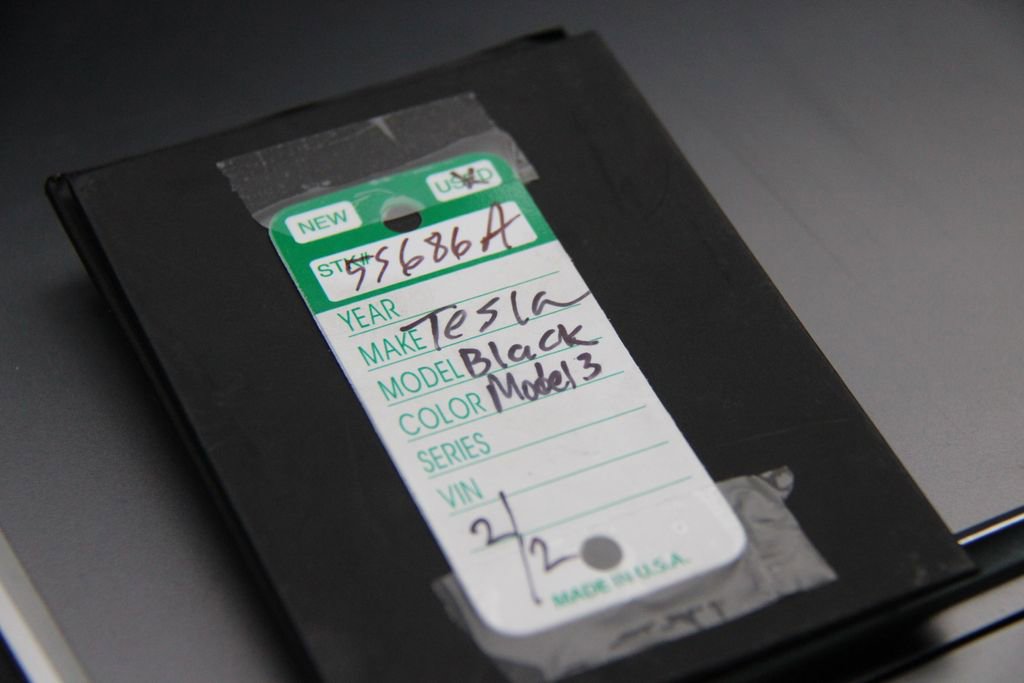 Used 2023 Tesla Model 3 Standard Range image 32