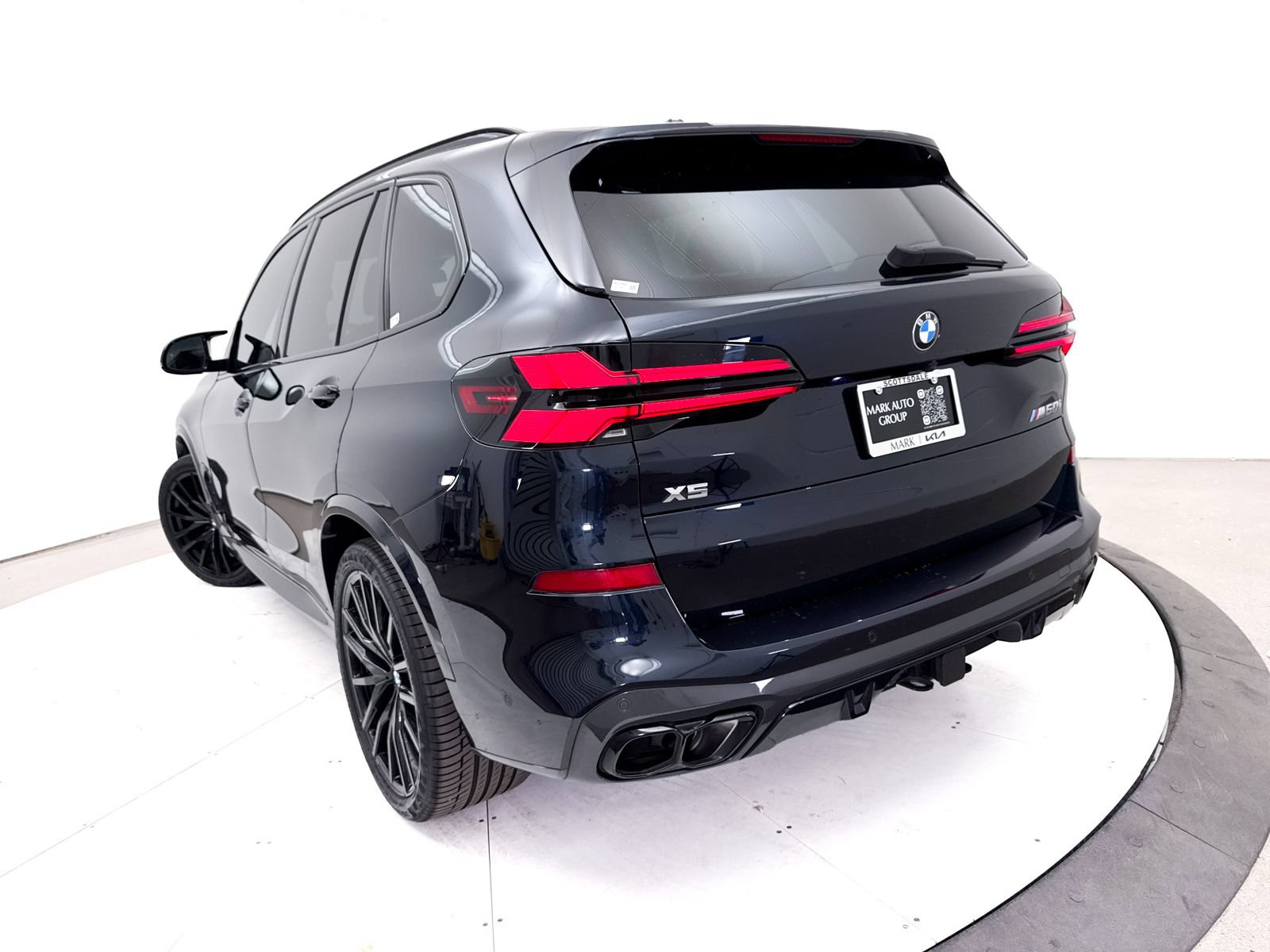 Used 2024 BMW X5 M60i AWD/4WD image 8