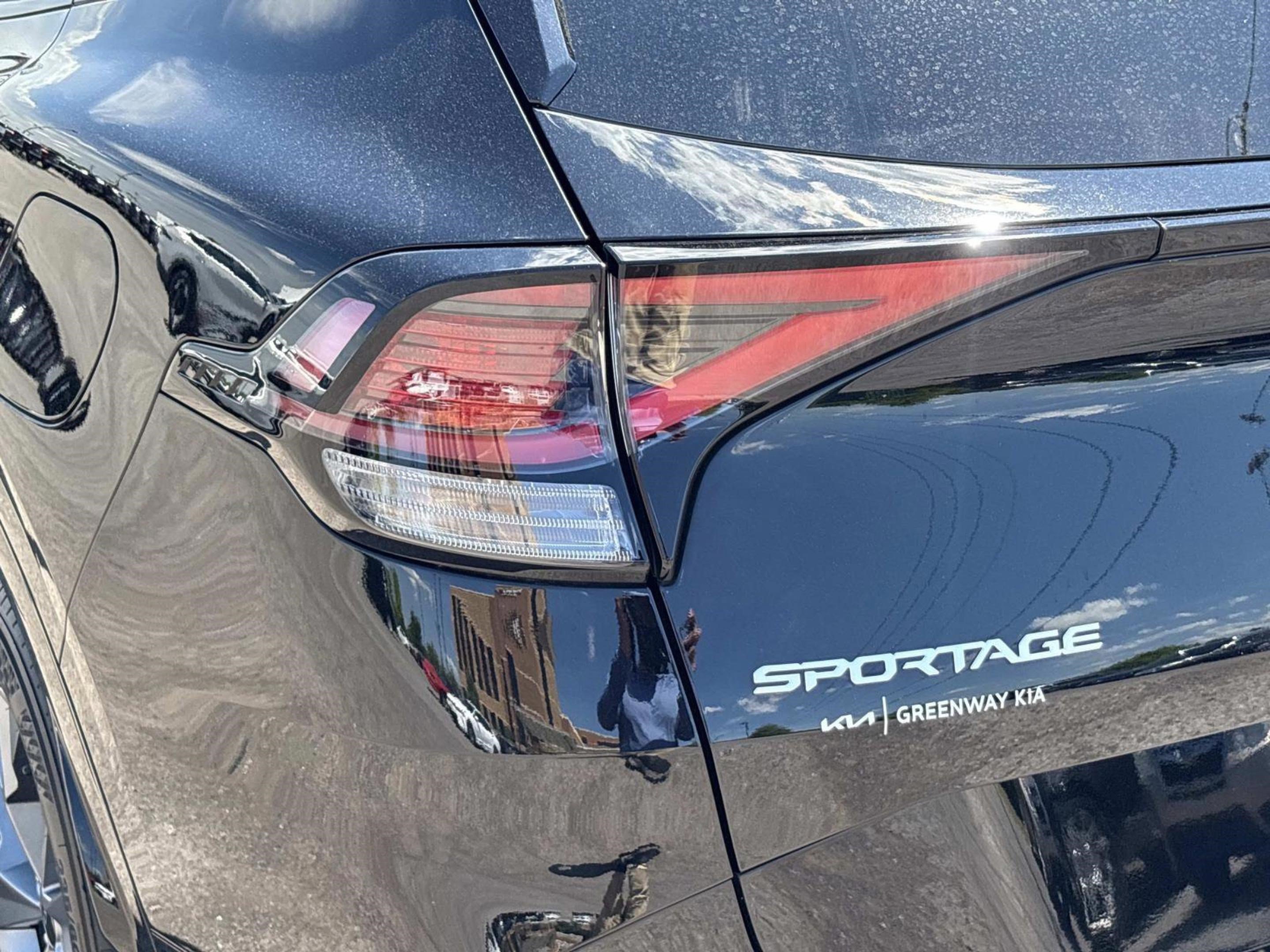 Used 2025 Kia Sportage SX FWD image 35