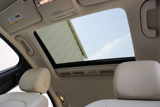 Used 2020 Mercedes-Benz C 300 Sedan image 20