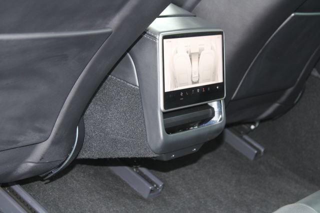 Used 2024 Tesla Model 3 Standard Range RWD image 31