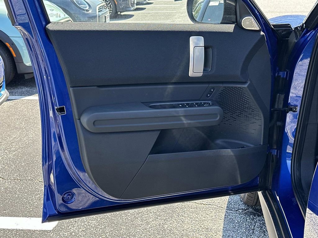 New 2025 MINI Cooper Countryman S w/ Comfort Package Max image 13