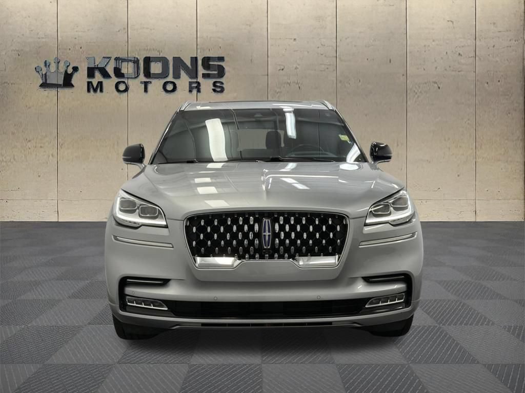Certified 2023 Lincoln Aviator Grand Touring w/ Equipment Group 301A AWD/4WD image 3