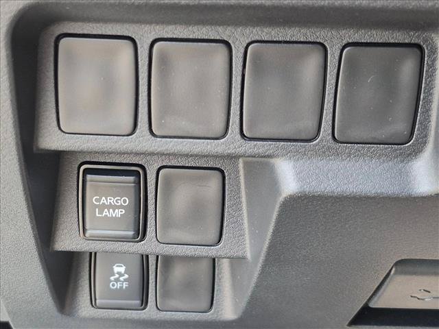 Used 2022 Nissan Frontier S RWD image 13
